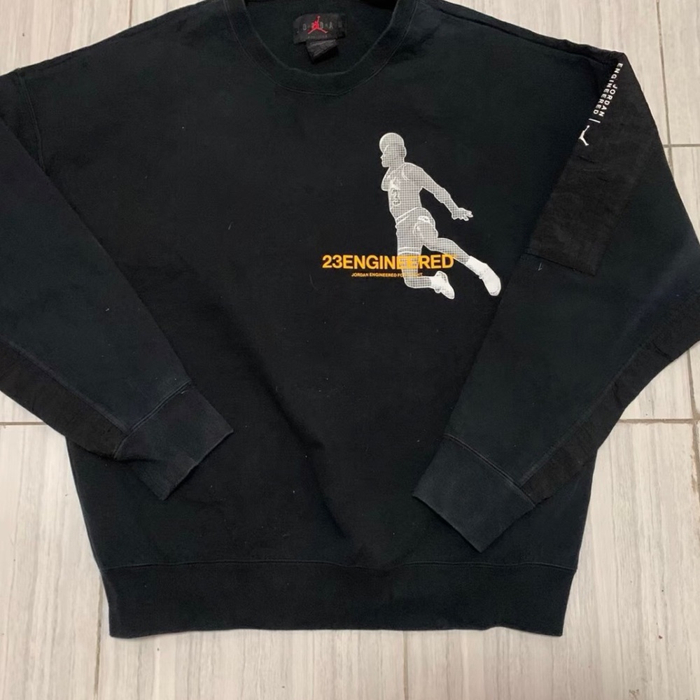 Nike Black Long Sleeve Tee with Graphic